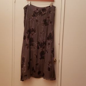 Calvin Klein gray floral skirt